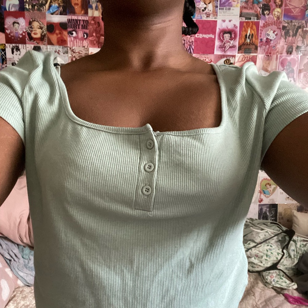 Green coral crop top